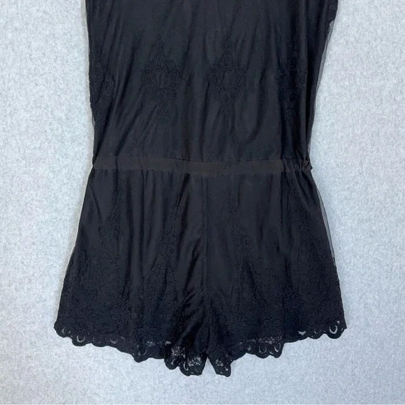 Chaser Romper Black Lace Size Small Spaghetti Straps Adjustable Cinch Waist NWT - Picture 10 of 16